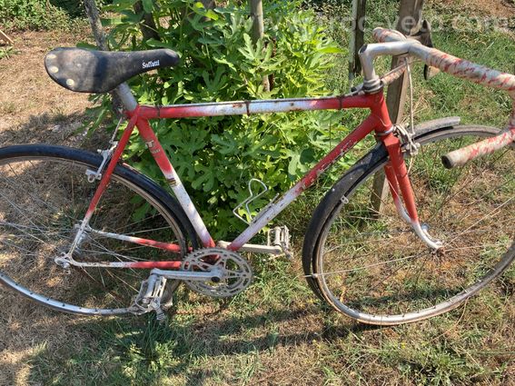Vélos à retaper, pour pieces ou décoration - 11
