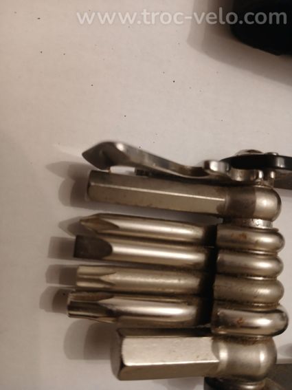 Multi-outil LEZYNE RAP-21-LED - 2