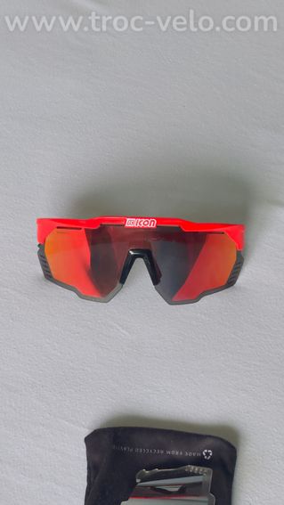 Lunettes SCICON rouges de cyclisme + écran supplémentaire et étui - 2