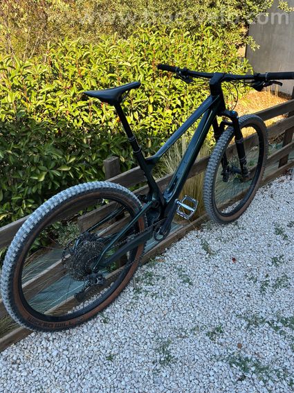 Vend vtt Scott Spark 930 taille L cadre Carbone Année 2023 (octobre) - 4