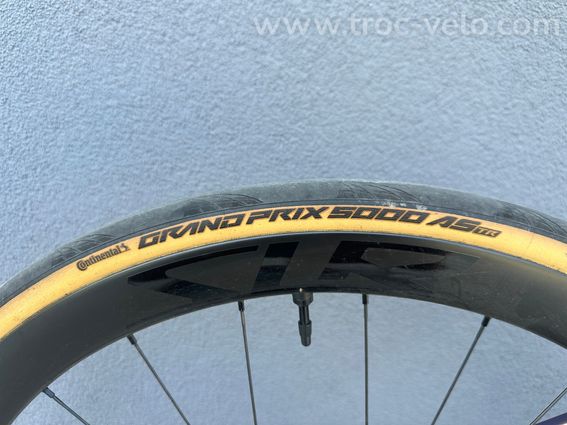 Vends magnifique vélo Giant Defy advanced O taille ML - 6