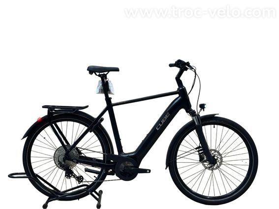 Cube Touring Hybrid Pro 625 Vélo électrique Shimano Deore 2024
