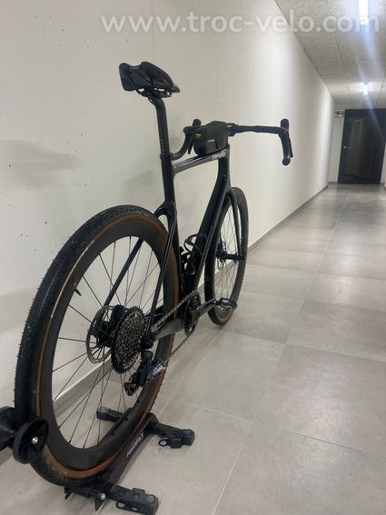 Cervélo Aspero-5 Black – Force AXS – Roues Reserve 40/44 – <1000km – État Quasi Neuf - 2