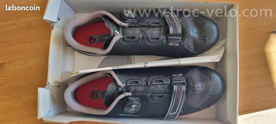 Paire chaussures Vélo Route Bontrager Specter Road Shoe Taille 44