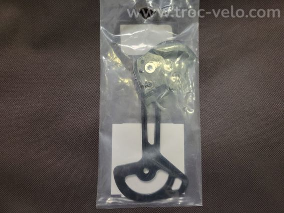 Shimano Chape externe dérailleur SGS M9120