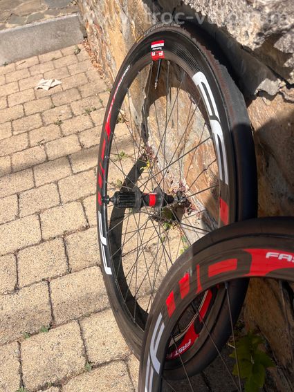 Paire de roues FFWD F4R + Paire de boyaux neufs + housse ! - 2