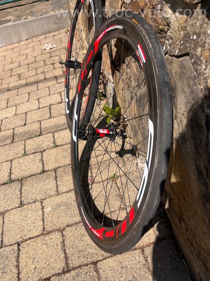Paire de roues FFWD F4R + Paire de boyaux neufs + housse ! - 3