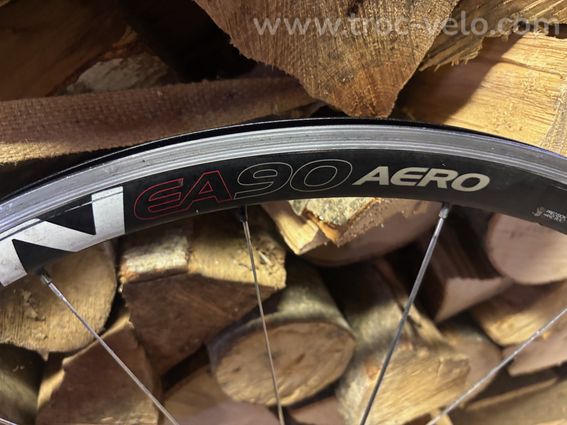 paire de roues easton manque rayons - 2