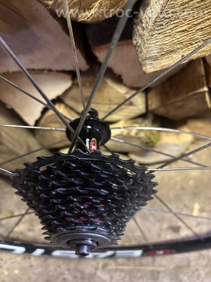 paire de roues easton manque rayons - 4