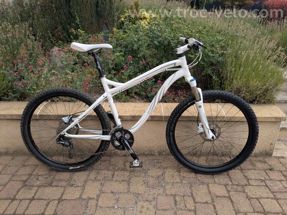 VTT Specialized MYKA Elite - 2