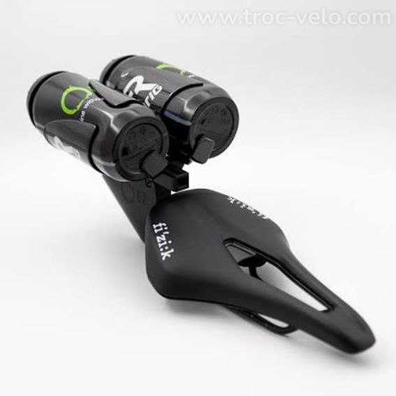 Systeme hydratation EZgains double bidons - selle Dash