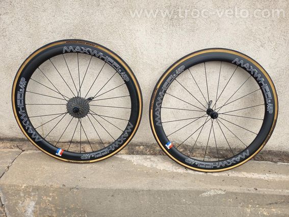 VELO COURSE LAPIERRE XELIUS  SL 600 + 2 paires de roues complètes - 3