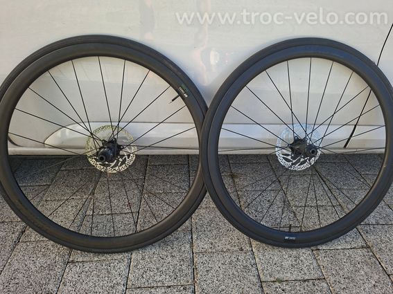 Paire de Roues carbone Route DT swiss