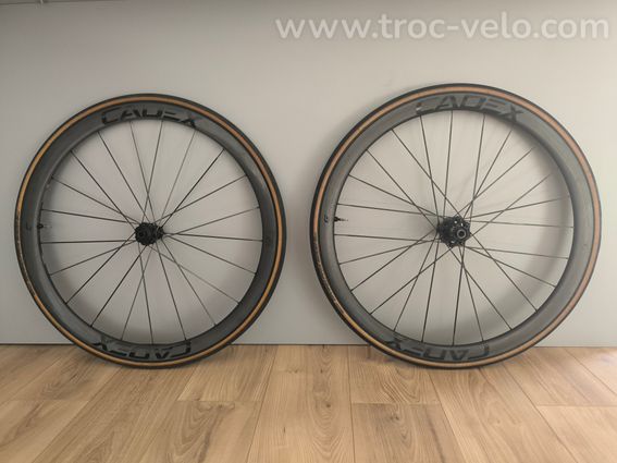 Roues carbone CADEX 36mm