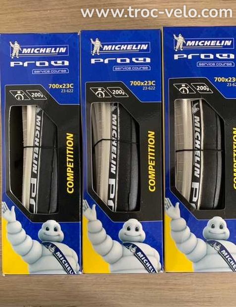 Pneu MICHELIN PRO 4 Flancs Blancs - 1