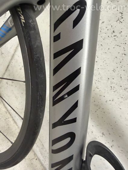 vends Vélo route canyon endurance cf8 Taille M - 2