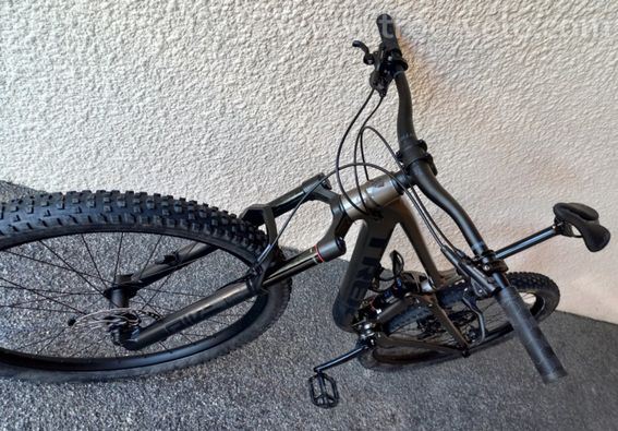 VTT Trek top fuel 8 XT 2024 3e gén. - 3