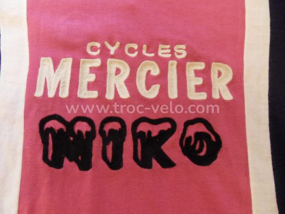 Maillots de vélo vintage - The Sport Nuggets