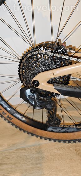 VAE Santa Cruz Bullit 3 Coil Sram GX AXS 12V 630Wh MX - 5
