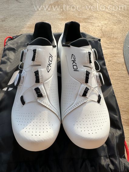 Chaussures vélo EKOI R4 Carbone – Taille 44 - 2