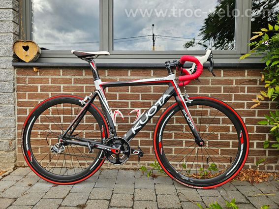 Kuota Kebel carbone taille L – Campagnolo Chorus 11 vitesses – roues carbone taille 52