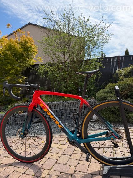 TREK BOONE RED NAVY - 2