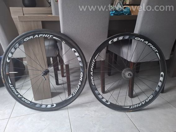 roues carbone 700 graphit