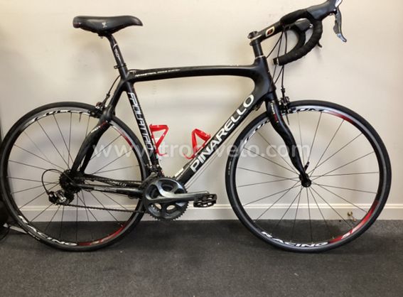 Vélo de route Pinarello FP Quattro Carbone -- Taille 56 cm -- Shimano Ultegra 10 vitesses