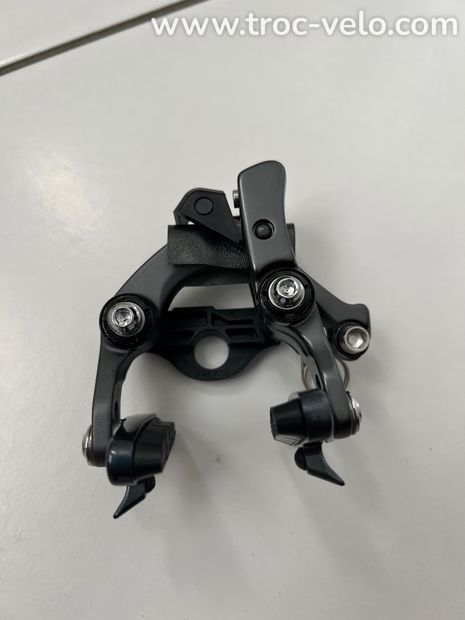 Etrier de frein arrière Shimano Ultegra BR-6810-R sous boitier Direct Mount - 1