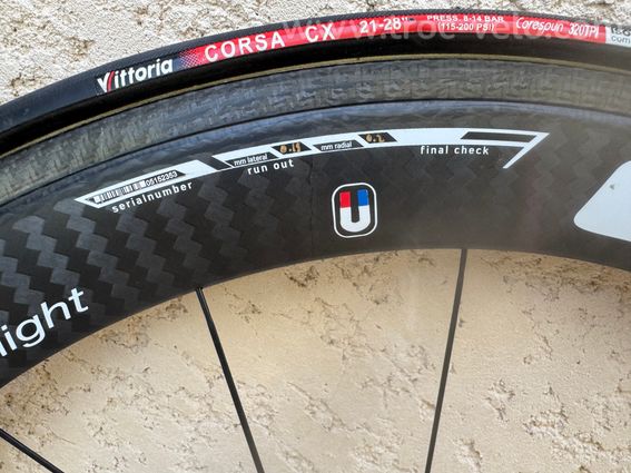ROUES EDCO 50 CARBONE BOYAUX