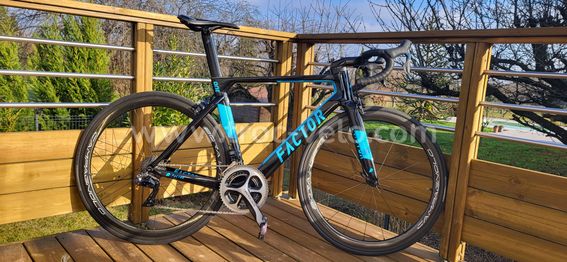 Vélo Factor One dura-ace 11v