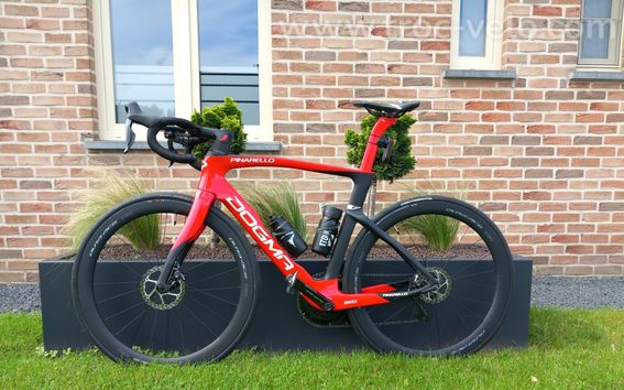 Pinarello Dogma F Dura Ace Di2 - 4