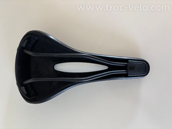 Selle Brooks Cambium C15 Carved Noir 140 mm - 2