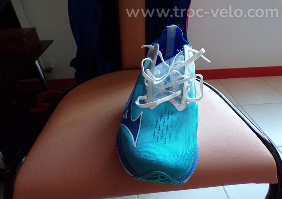 Paire de chaussures R - 2