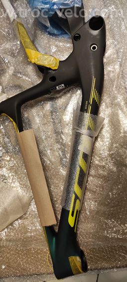 Vend kit cadre Spark neuf taille M