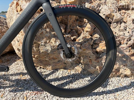 Polygon Helios A8X 2025 – Ultegra Di2 12v – Carbone – Taille L (1m74 - 1m81) - 6
