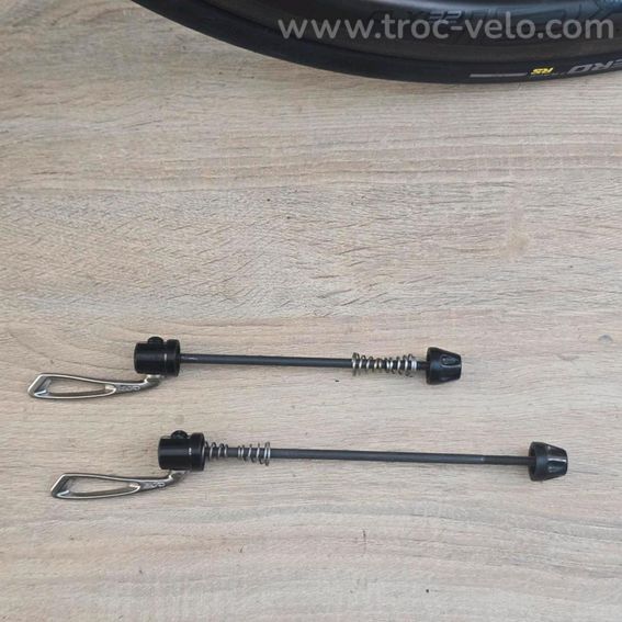 Paires de roues en carbone roval  - 7