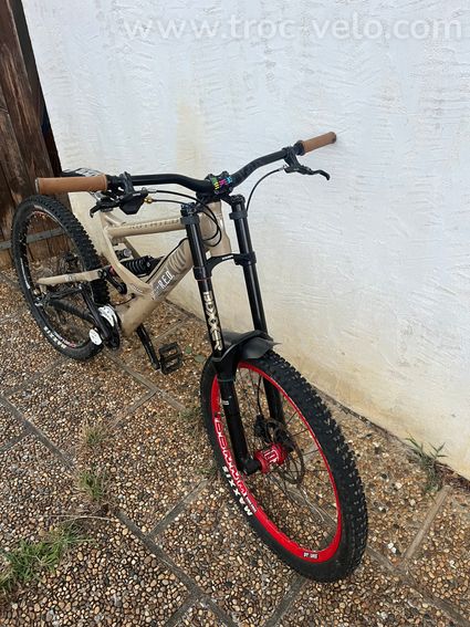 Vélo DH Rotwild R.E.D. Two 26" - Fourche RockShox BoXXer, Amortisseur Fox, Dérailleur Saint - 2