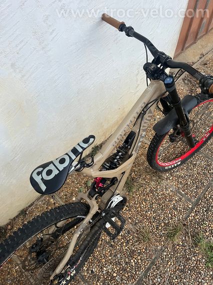 Vélo DH Rotwild R.E.D. Two 26" - Fourche RockShox BoXXer, Amortisseur Fox, Dérailleur Saint - 4