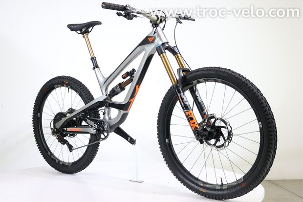 YT Capra 29 CF Pro Race XTR - 3