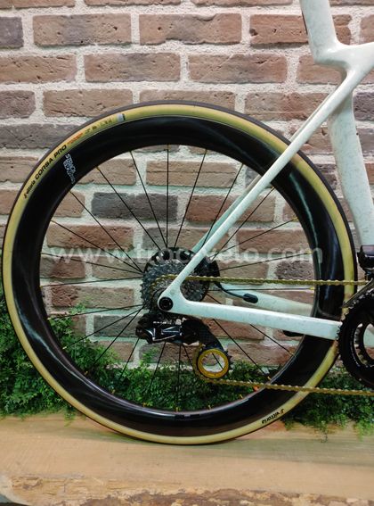 Trek Madone Gen 8 SLR9 upgrade - 7