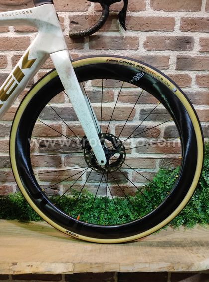 Trek Madone Gen 8 SLR9 upgrade - 8