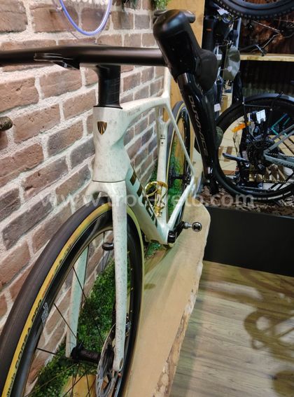Trek Madone Gen 8 SLR9 upgrade - 14
