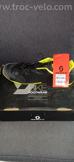 Vds chaussure neuve T44 vtt cyclo cross gravel Scott