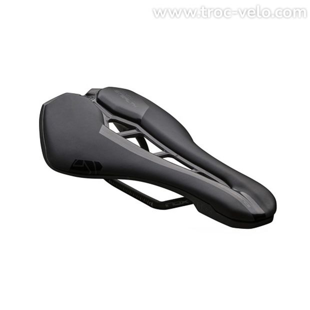 Selle Stealth Team - rail carbone PRO - 1