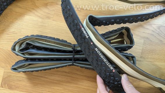 Paire boyaux cyclo cross Hutchinson Toro