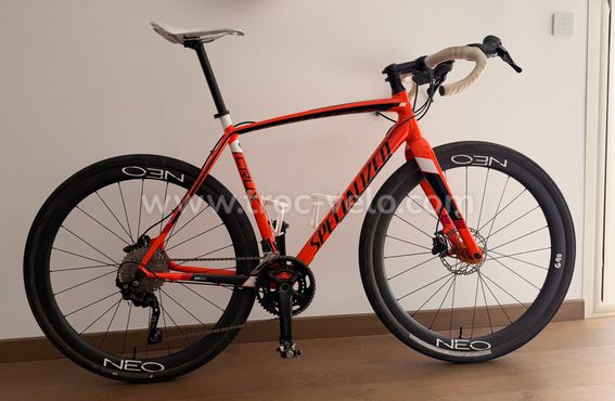 Gravel Crux Specialized T56 - Roues Carbones