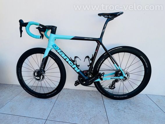 BIANCHI SPECIALISSIMA AKEA TEAM 2023 - 2