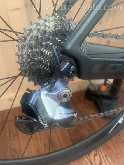 VELO DE ROUTE LOOK 795 + 2 ROUES CARBONE + SELLE CARBONE +GUIDON + SACOCHE SACOCHE  - 7
