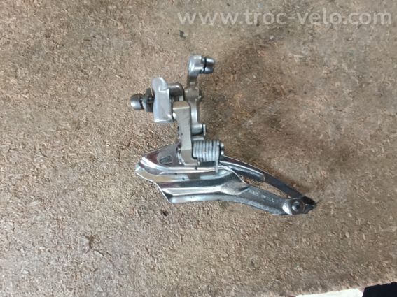 Dérailleur Avant Campagnolo Véloce 3 Plateaux - 2